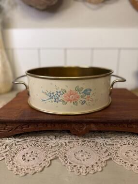 Vintage Corelle Casserole Dish Stand